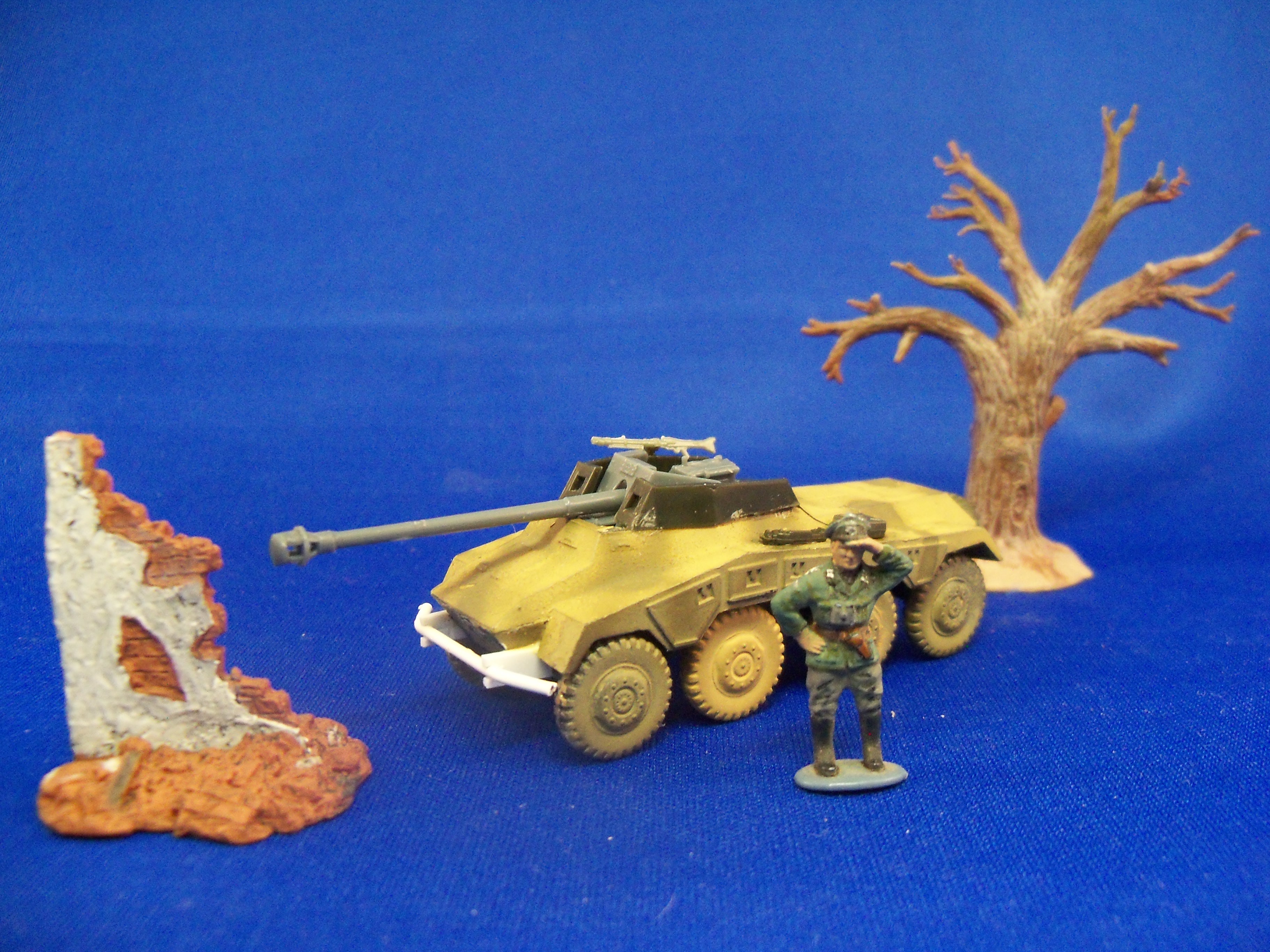 Roco Minitanks 234 Series Armored Cars