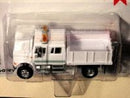 2 Axle Crew Cab Short Solid Stake Bed Truck